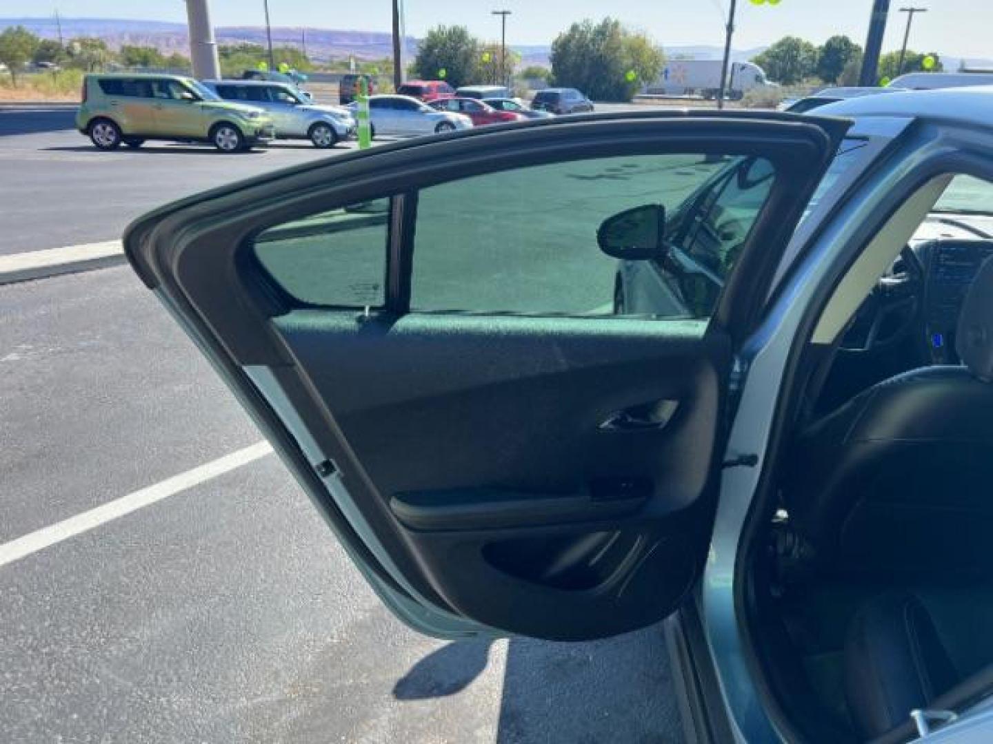 2015 Light Blue /Black Leather Interior Chevrolet Volt Premium w/ Navigation (1G1RD6E44FU) with an 1.4L L4 DOHC 16V PLU engine, Continuously Variable Transmission transmission, located at 1865 East Red Hills Pkwy, St. George, 84770, (435) 628-0023, 37.120850, -113.543640 - We specialize in helping ALL people get the best financing available. No matter your credit score, good, bad or none we can get you an amazing rate. Had a bankruptcy, divorce, or repossessions? We give you the green light to get your credit back on the road. Low down and affordable payments that fit - Photo#20