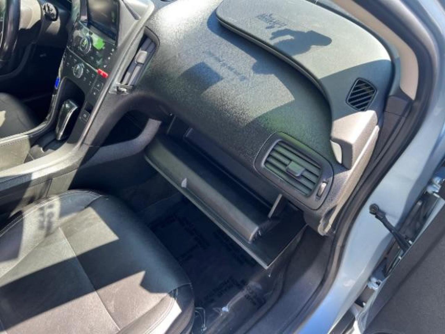 2015 Light Blue /Black Leather Interior Chevrolet Volt Premium w/ Navigation (1G1RD6E44FU) with an 1.4L L4 DOHC 16V PLU engine, Continuously Variable Transmission transmission, located at 1865 East Red Hills Pkwy, St. George, 84770, (435) 628-0023, 37.120850, -113.543640 - We specialize in helping ALL people get the best financing available. No matter your credit score, good, bad or none we can get you an amazing rate. Had a bankruptcy, divorce, or repossessions? We give you the green light to get your credit back on the road. Low down and affordable payments that fit - Photo#30