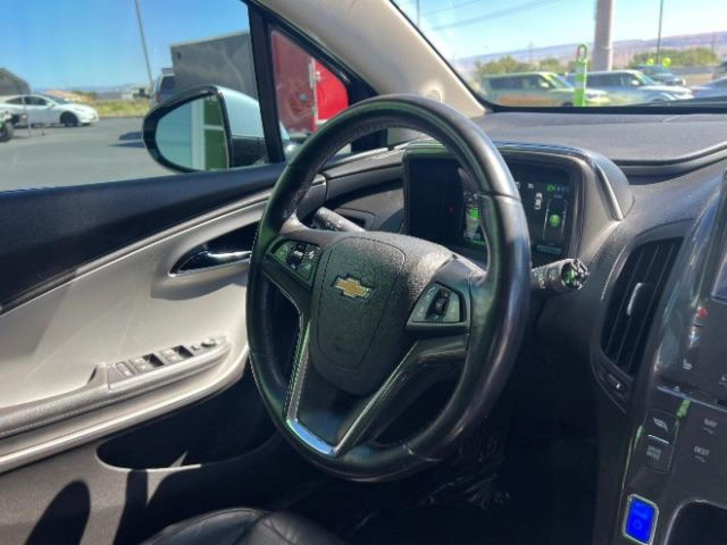 2015 Light Blue /Black Leather Interior Chevrolet Volt Premium w/ Navigation (1G1RD6E44FU) with an 1.4L L4 DOHC 16V PLU engine, Continuously Variable Transmission transmission, located at 1865 East Red Hills Pkwy, St. George, 84770, (435) 628-0023, 37.120850, -113.543640 - We specialize in helping ALL people get the best financing available. No matter your credit score, good, bad or none we can get you an amazing rate. Had a bankruptcy, divorce, or repossessions? We give you the green light to get your credit back on the road. Low down and affordable payments that fit - Photo#31