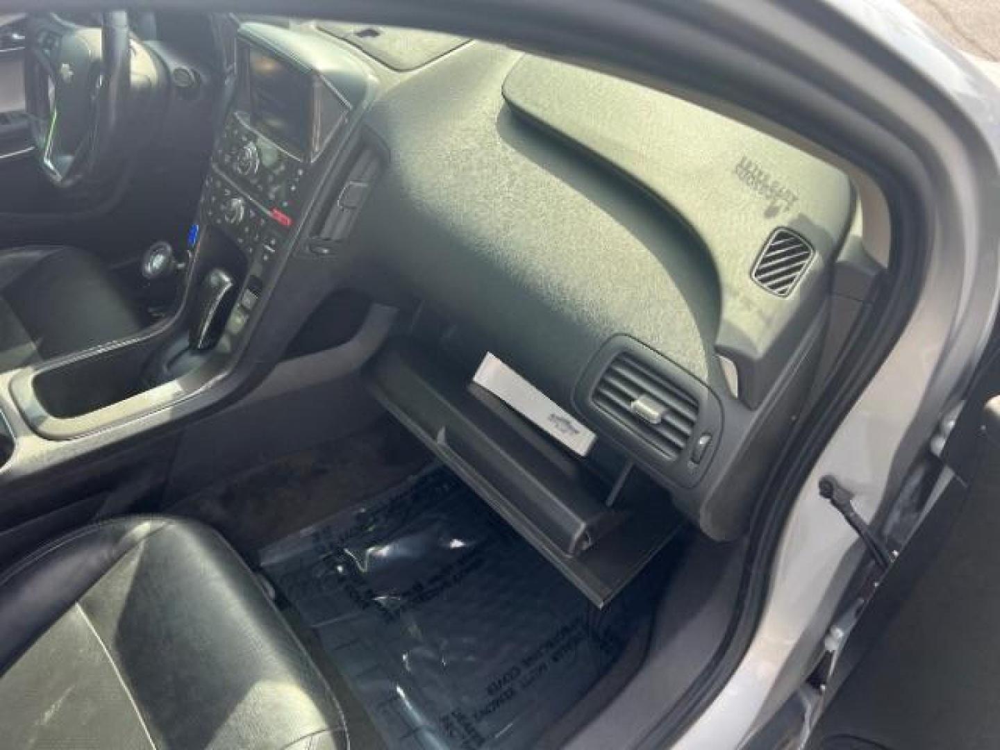 2012 Silver Ice Metallic /Jet Black and Ceramic Chevrolet Volt Premium w/ Navigation (1G1RD6E47CU) with an 1.4L L4 DOHC 16V PLUG-IN HYBRID engine, Continuously Variabl transmission, located at 1865 East Red Hills Pkwy, St. George, 84770, (435) 628-0023, 37.120850, -113.543640 - We specialize in helping ALL people get the best financing available. No matter your credit score, good, bad or none we can get you an amazing rate. Had a bankruptcy, divorce, or repossessions? We give you the green light to get your credit back on the road. Low down and affordable payments that fit - Photo#29