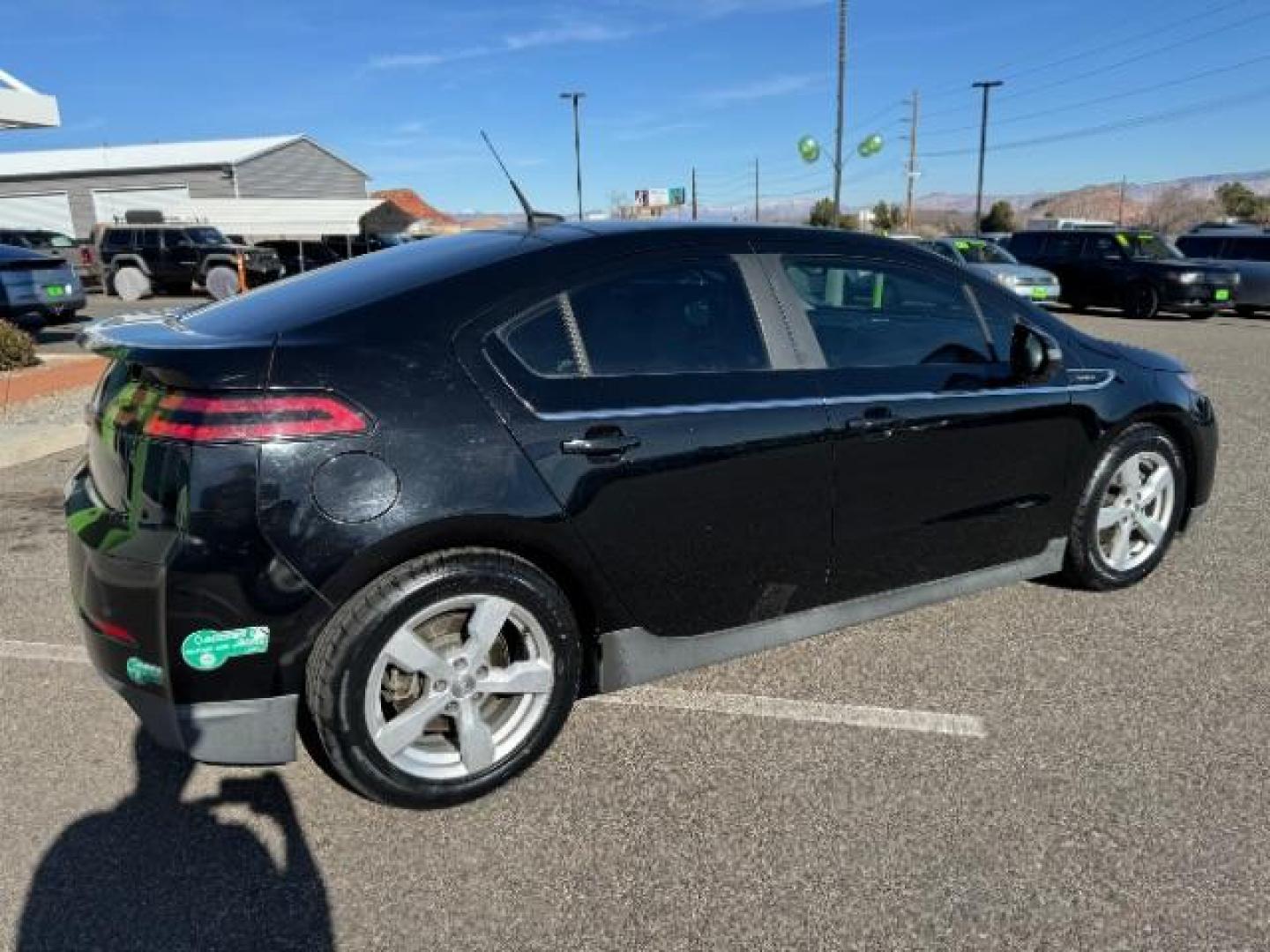 2014 Black /Black cloth interior Chevrolet Volt Standard w/ LEP (1G1RE6E40EU) with an 1.4L L4 DOHC 16V PLU engine, Continuously Variabl transmission, located at 1865 East Red Hills Pkwy, St. George, 84770, (435) 628-0023, 37.120850, -113.543640 - NO TAX CREDIT AVAILABLE We specialize in helping ALL people get the best financing available. No matter your credit score, good, bad or none we can get you an amazing rate. Had a bankruptcy, divorce, or repossessions? We give you the green light to get your credit back on the road. Low down and aff - Photo#10