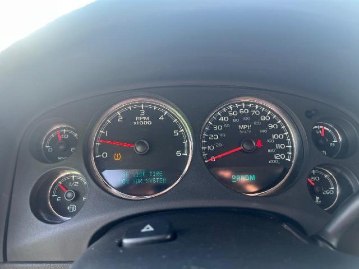 2011 Mocha Steel Metallic /Ebony Cloth Interior Chevrolet Avalanche LS 2WD (3GNMCEE03BG) with an 5.3L V8 OHV 16V FFV engine, 4-Speed Automatic transmission, located at 940 North Main Street, Cedar City, UT, 84720, (435) 628-0023, 37.692936, -113.061897 - We specialize in helping ALL people get the best financing available. No matter your credit score, good, bad or none we can get you an amazing rate. Had a bankruptcy, divorce, or repossessions? We give you the green light to get your credit back on the road. Low down and affordable payments that fit - Photo#17
