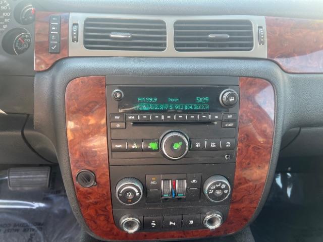 2011 Mocha Steel Metallic /Ebony Cloth Interior Chevrolet Avalanche LS 2WD (3GNMCEE03BG) with an 5.3L V8 OHV 16V FFV engine, 4-Speed Automatic transmission, located at 1865 East Red Hills Pkwy, St. George, 84770, (435) 628-0023, 37.120850, -113.543640 - Photo#18