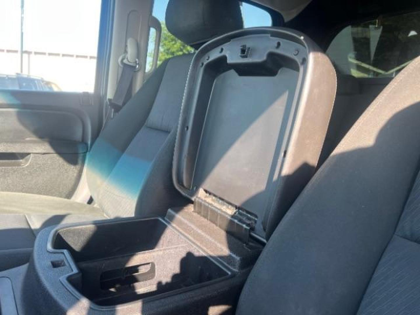 2011 Mocha Steel Metallic /Ebony Cloth Interior Chevrolet Avalanche LS 2WD (3GNMCEE03BG) with an 5.3L V8 OHV 16V FFV engine, 4-Speed Automatic transmission, located at 940 North Main Street, Cedar City, UT, 84720, (435) 628-0023, 37.692936, -113.061897 - We specialize in helping ALL people get the best financing available. No matter your credit score, good, bad or none we can get you an amazing rate. Had a bankruptcy, divorce, or repossessions? We give you the green light to get your credit back on the road. Low down and affordable payments that fit - Photo#20