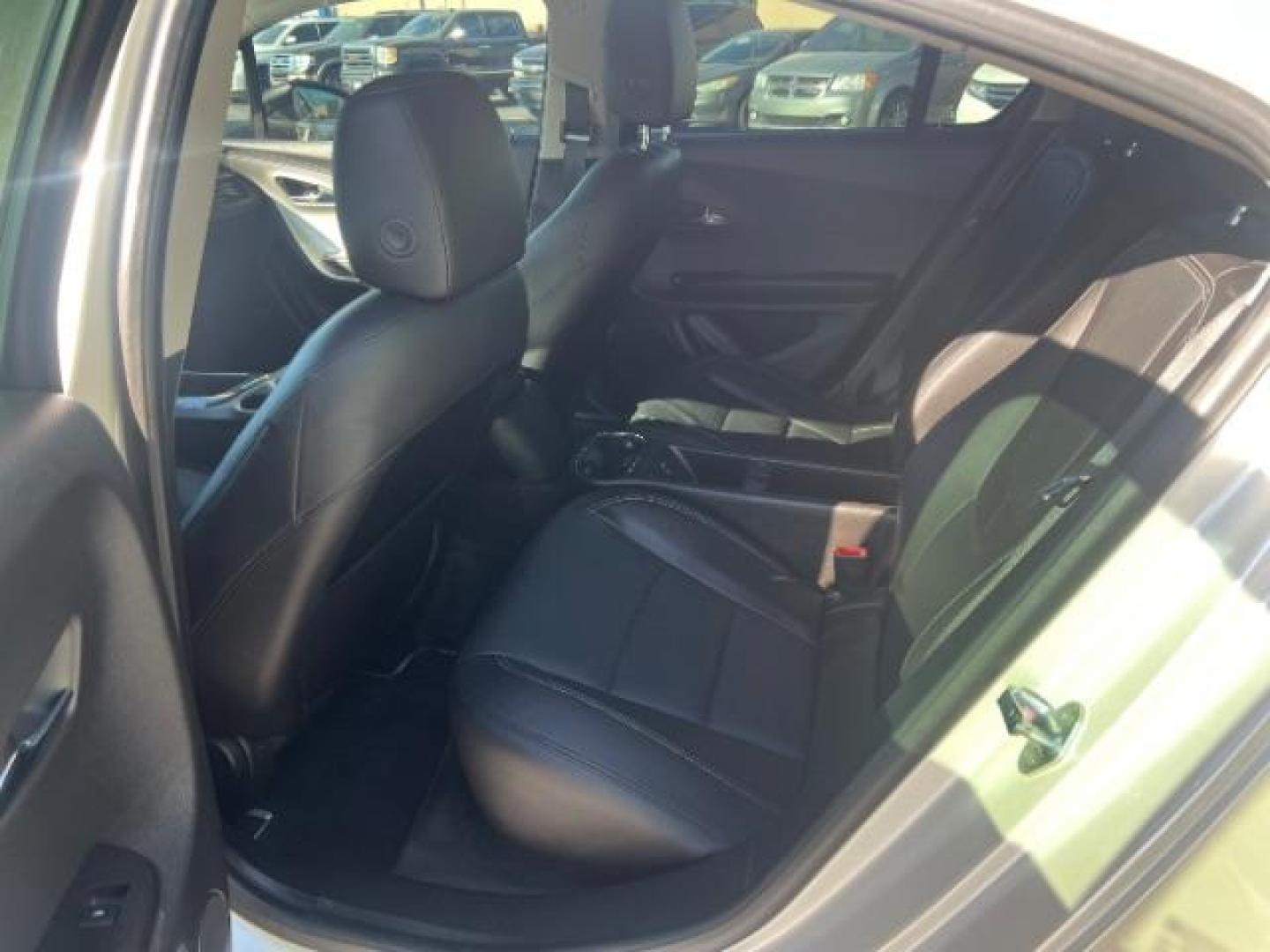 2014 White /Black Leather Interior Chevrolet Volt Premium w/ Navigation and LEP (1G1RH6E4XEU) with an 1.4L L4 DOHC 16V PLUG-IN HYBRID engine, Continuously Variable Transmission transmission, located at 1865 East Red Hills Pkwy, St. George, 84770, (435) 628-0023, 37.120850, -113.543640- Photo#21