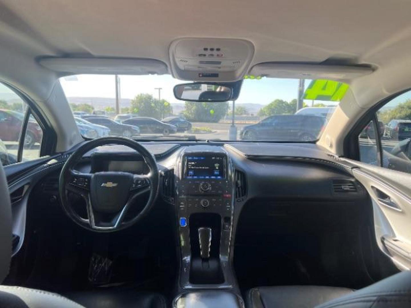 2014 White /Black Leather Interior Chevrolet Volt Premium w/ Navigation and LEP (1G1RH6E4XEU) with an 1.4L L4 DOHC 16V PLUG-IN HYBRID engine, Continuously Variable Transmission transmission, located at 1865 East Red Hills Pkwy, St. George, 84770, (435) 628-0023, 37.120850, -113.543640- Photo#23