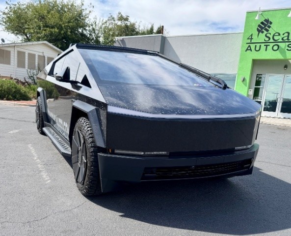 2024 Chrome /White Tesla Cybertruck Foundation (7G2CEHED1RA) with an ELECTRIC engine, Electric transmission, located at 1865 East Red Hills Pkwy, St. George, 84770, (435) 628-0023, 37.120850, -113.543640 - 2024 Tesla Cybertruck AWD FOUNDATION Series-! Extremely well equipped with Full Self Driving (Supervised) PAID for- not just a monthly subscription! This truck has been tastefully upgraded with many extras and stands out from a stock Cybertruck. Highlights and Extras: *PAID Full Self Driving (FSD)- Photo#1