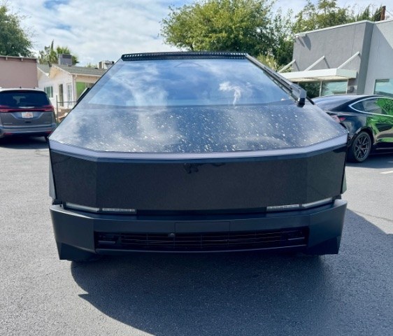 2024 Chrome /White Tesla Cybertruck Foundation (7G2CEHED1RA) with an ELECTRIC engine, Electric transmission, located at 1865 East Red Hills Pkwy, St. George, 84770, (435) 628-0023, 37.120850, -113.543640 - 2024 Tesla Cybertruck AWD FOUNDATION Series-! Extremely well equipped with Full Self Driving (Supervised) PAID for- not just a monthly subscription! This truck has been tastefully upgraded with many extras and stands out from a stock Cybertruck. Highlights and Extras: *PAID Full Self Driving (FSD)- Photo#2