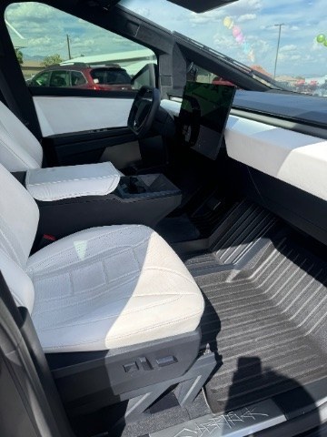 2024 Chrome /White Tesla Cybertruck Foundation (7G2CEHED1RA) with an ELECTRIC engine, Electric transmission, located at 1865 East Red Hills Pkwy, St. George, 84770, (435) 628-0023, 37.120850, -113.543640 - 2024 Tesla Cybertruck AWD FOUNDATION Series-! Extremely well equipped with Full Self Driving (Supervised) PAID for- not just a monthly subscription! This truck has been tastefully upgraded with many extras and stands out from a stock Cybertruck. Highlights and Extras: *PAID Full Self Driving (FSD)- Photo#34