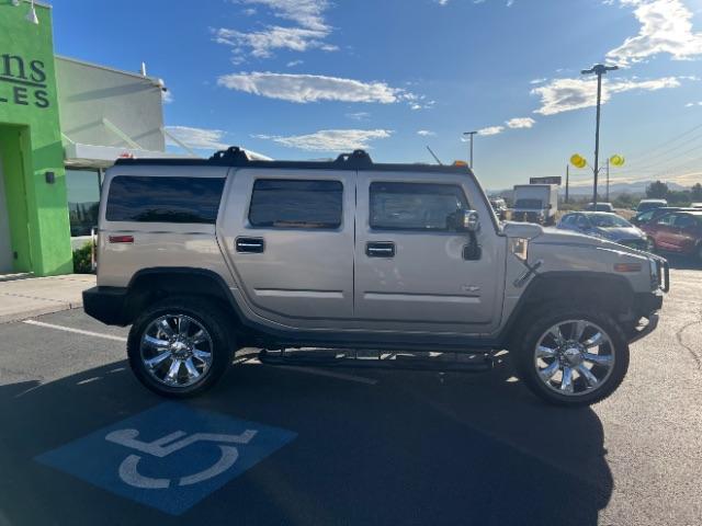 2003 Pewter Metallic /Wheat Leather Interior Hummer H2 Sport Utility (5GRGN23U73H) with an 6.0L V8 OHV 16V engine, 4-Speed Automatic transmission, located at 1865 East Red Hills Pkwy, St. George, 84770, (435) 628-0023, 37.120850, -113.543640 - We specialize in helping ALL people get the best financing available. No matter your credit score, good, bad or none we can get you an amazing rate. Had a bankruptcy, divorce, or repossessions? We give you the green light to get your credit back on the road. Low down and affordable payments that fit - Photo#7