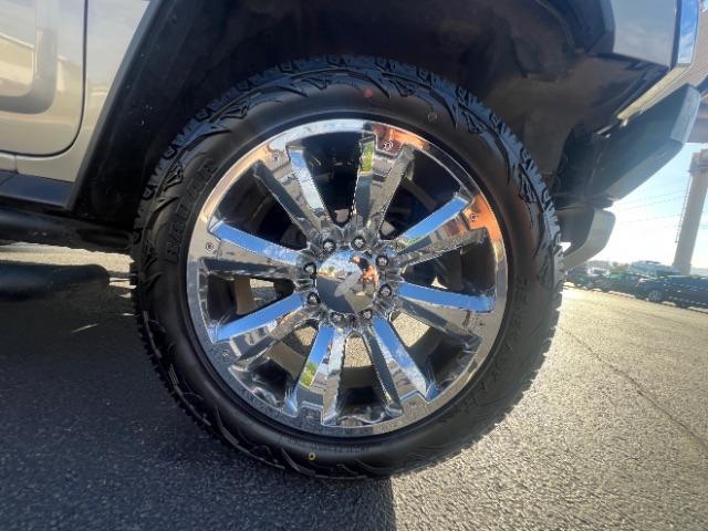 2003 Pewter Metallic /Wheat Leather Interior Hummer H2 Sport Utility (5GRGN23U73H) with an 6.0L V8 OHV 16V engine, 4-Speed Automatic transmission, located at 1865 East Red Hills Pkwy, St. George, 84770, (435) 628-0023, 37.120850, -113.543640 - We specialize in helping ALL people get the best financing available. No matter your credit score, good, bad or none we can get you an amazing rate. Had a bankruptcy, divorce, or repossessions? We give you the green light to get your credit back on the road. Low down and affordable payments that fit - Photo#8