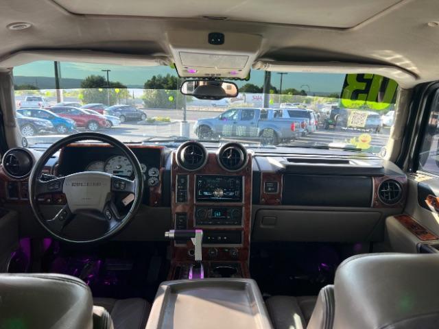 2003 Pewter Metallic /Wheat Leather Interior Hummer H2 Sport Utility (5GRGN23U73H) with an 6.0L V8 OHV 16V engine, 4-Speed Automatic transmission, located at 1865 East Red Hills Pkwy, St. George, 84770, (435) 628-0023, 37.120850, -113.543640 - We specialize in helping ALL people get the best financing available. No matter your credit score, good, bad or none we can get you an amazing rate. Had a bankruptcy, divorce, or repossessions? We give you the green light to get your credit back on the road. Low down and affordable payments that fit - Photo#24