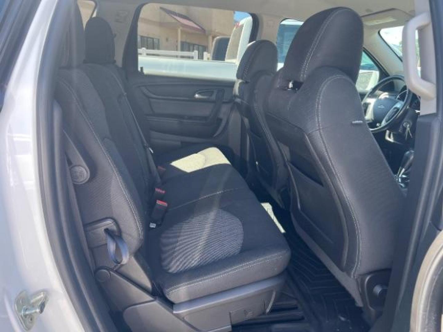 2017 Summit White /Ebony, premium cloth Chevrolet Traverse 1LT FWD (1GNKRGKD8HJ) with an 3.6L V6 DOHC 24V engine, 6-Speed Automatic transmission, located at 1865 East Red Hills Pkwy, St. George, 84770, (435) 628-0023, 37.120850, -113.543640 - We specialize in helping ALL people get the best financing available. No matter your credit score, good, bad or none we can get you an amazing rate. Had a bankruptcy, divorce, or repossessions? We give you the green light to get your credit back on the road. Low down and affordable payments that fit - Photo#31
