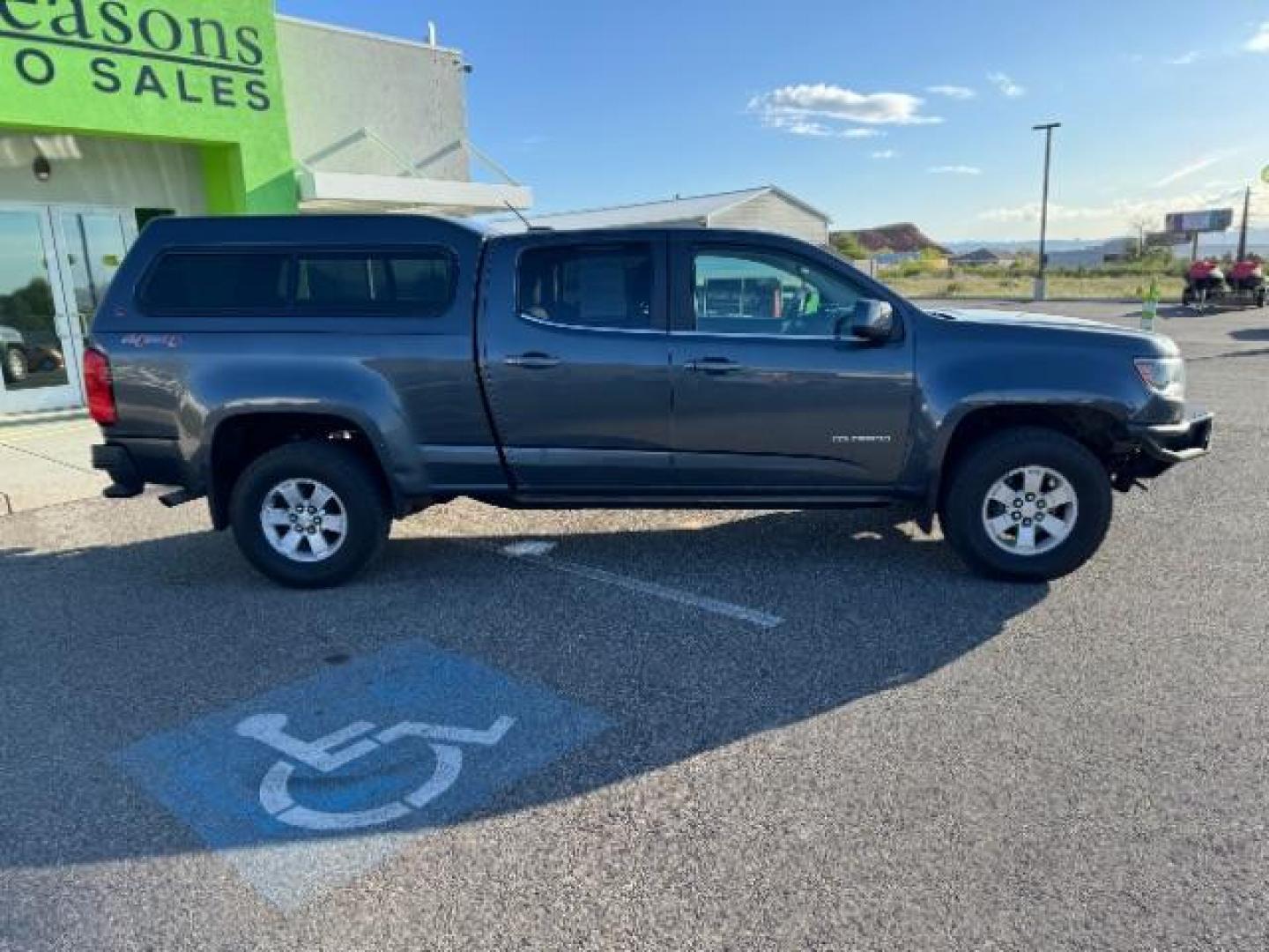2016 Cyber Gray Metallic Chevrolet Colorado CREW CAB PICKUP 4-DR (1GCGTBE32G1) with an 3.6L V6 DOHC 24V GAS engine, 6-Speed Automatic transmission, located at 1865 East Red Hills Pkwy, St. George, 84770, (435) 628-0023, 37.120850, -113.543640 - We specialize in helping ALL people get the best financing available. No matter your credit score, good, bad or none we can get you an amazing rate. Had a bankruptcy, divorce, or repossessions? We give you the green light to get your credit back on the road. Low down and affordable payments that fit - Photo#11