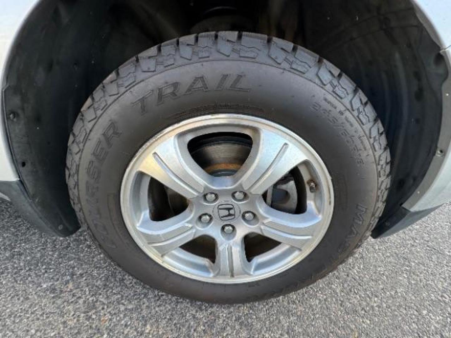 2012 Alabaster Silver Metallic /Gray Cloth Interior Honda Pilot EX 4WD 5-Spd AT (5FNYF4H40CB) with an 3.5L V6 SOHC 24V engine, 5-Speed Automatic transmission, located at 940 North Main Street, Cedar City, UT, 84720, (435) 628-0023, 37.692936, -113.061897 - Photo#11
