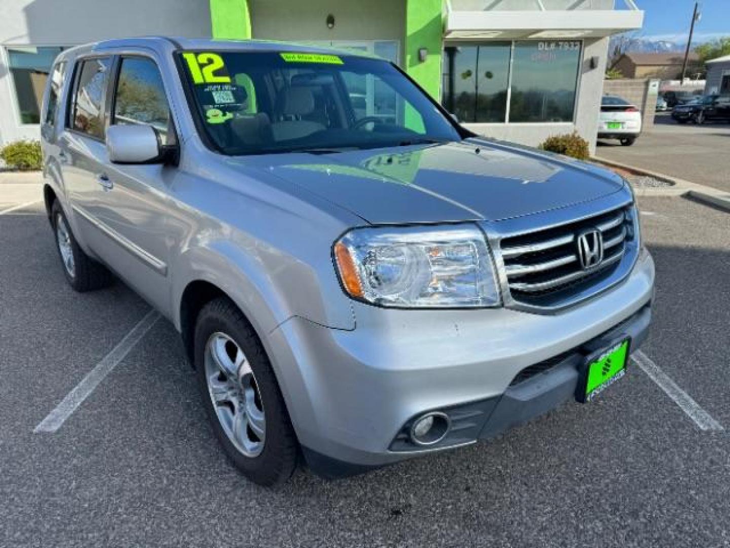 2012 Alabaster Silver Metallic /Gray Cloth Interior Honda Pilot EX 4WD 5-Spd AT (5FNYF4H40CB) with an 3.5L V6 SOHC 24V engine, 5-Speed Automatic transmission, located at 940 North Main Street, Cedar City, UT, 84720, (435) 628-0023, 37.692936, -113.061897 - Photo#1