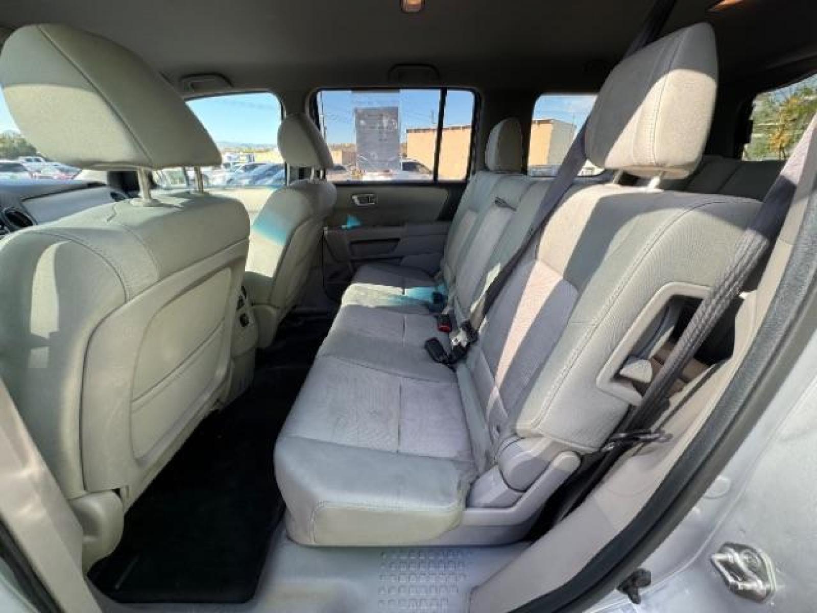 2012 Alabaster Silver Metallic /Gray Cloth Interior Honda Pilot EX 4WD 5-Spd AT (5FNYF4H40CB) with an 3.5L V6 SOHC 24V engine, 5-Speed Automatic transmission, located at 940 North Main Street, Cedar City, UT, 84720, (435) 628-0023, 37.692936, -113.061897 - We specialize in helping ALL people get the best financing available. No matter your credit score, good, bad or none we can get you an amazing rate. Had a bankruptcy, divorce, or repossessions? We give you the green light to get your credit back on the road. Low down and affordable payments that fit - Photo #26
