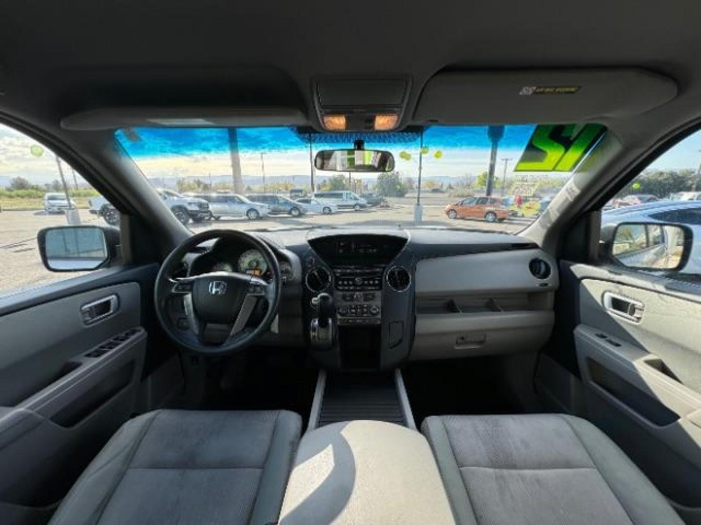 2012 Alabaster Silver Metallic /Gray Cloth Interior Honda Pilot EX 4WD 5-Spd AT (5FNYF4H40CB) with an 3.5L V6 SOHC 24V engine, 5-Speed Automatic transmission, located at 940 North Main Street, Cedar City, UT, 84720, (435) 628-0023, 37.692936, -113.061897 - Photo#29