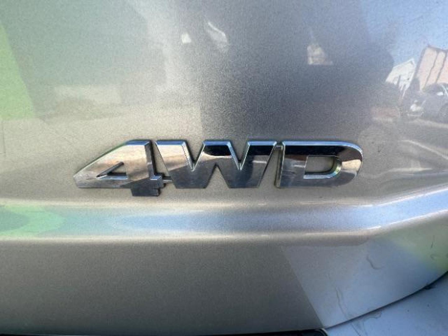 2012 Alabaster Silver Metallic /Gray Cloth Interior Honda Pilot EX 4WD 5-Spd AT (5FNYF4H40CB) with an 3.5L V6 SOHC 24V engine, 5-Speed Automatic transmission, located at 940 North Main Street, Cedar City, UT, 84720, (435) 628-0023, 37.692936, -113.061897 - Photo#33