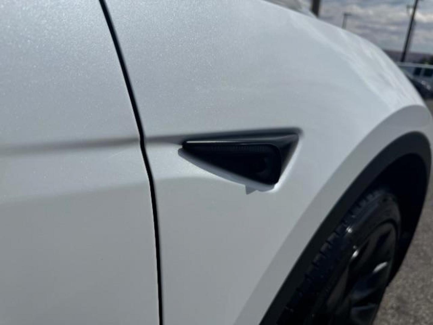 2022 Pearl White Multi-Coat /All Black Tesla Model Y Long Range (7SAYGDEE4NF) with an ELECTRIC engine, 1-Speed Automatic transmission, located at 1865 East Red Hills Pkwy, St. George, 84770, (435) 628-0023, 37.120850, -113.543640 - Photo#15