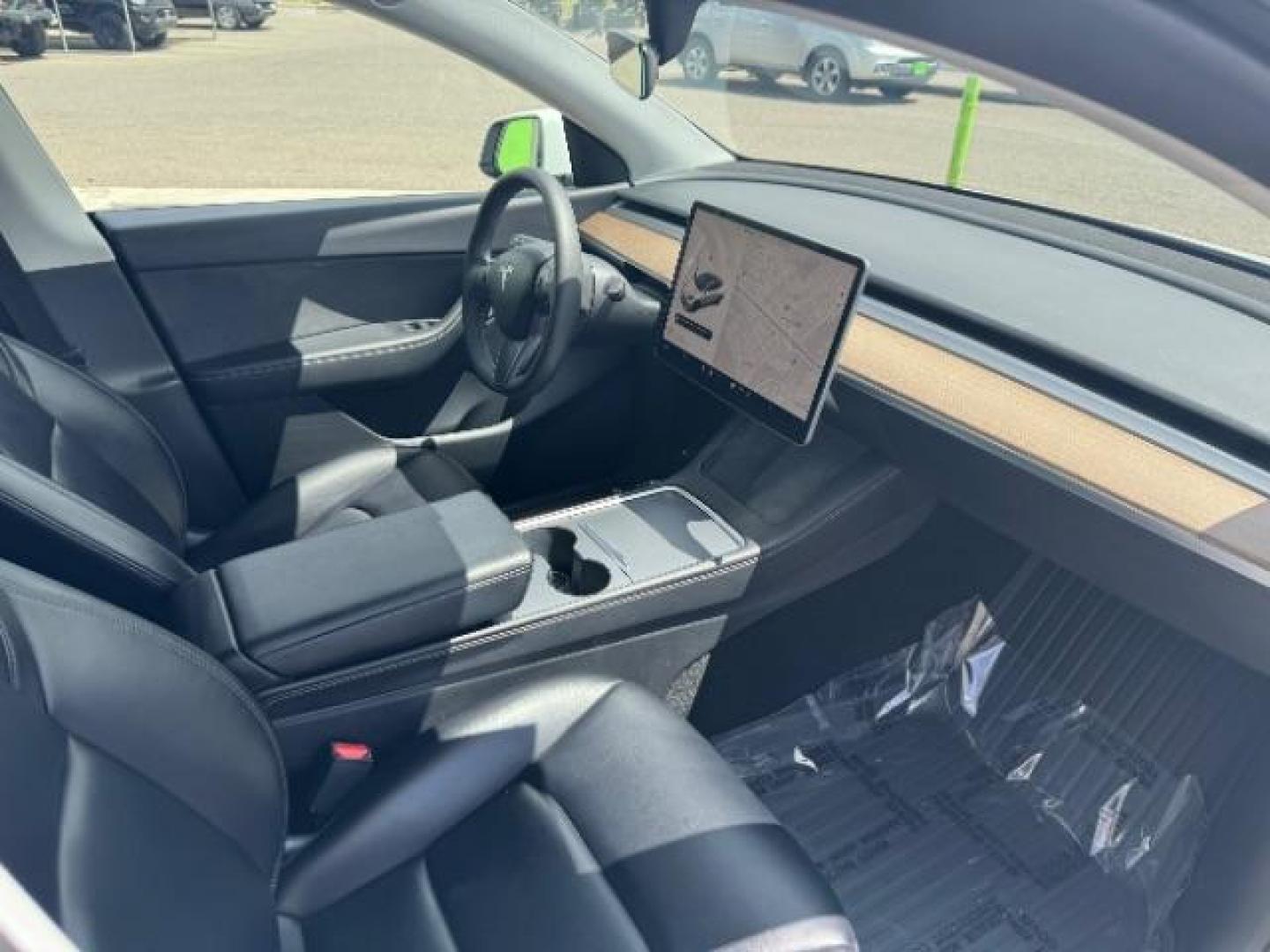 2022 Pearl White Multi-Coat /All Black Tesla Model Y Long Range (7SAYGDEE4NF) with an ELECTRIC engine, 1-Speed Automatic transmission, located at 1865 East Red Hills Pkwy, St. George, 84770, (435) 628-0023, 37.120850, -113.543640 - Photo#30