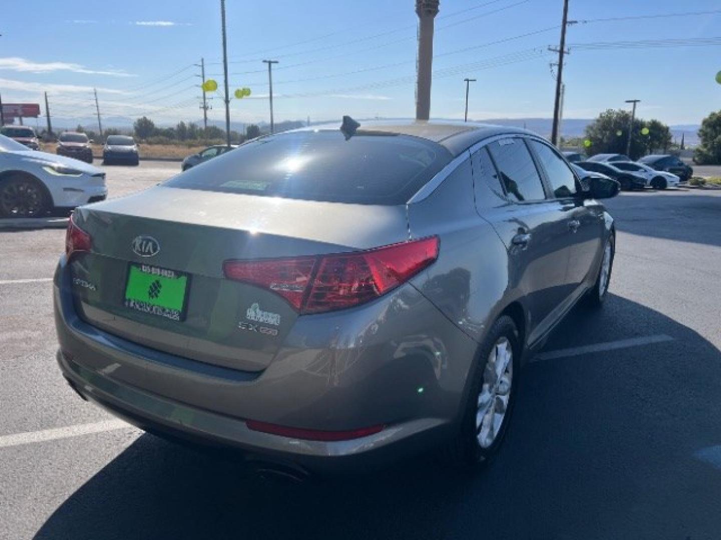 2013 Satin Metal Metallic /Beige Leather Interior Kia Optima EX (5XXGN4A72DG) with an 2.4L L4 DOHC 16V engine, 6-Speed Automatic transmission, located at 1865 East Red Hills Pkwy, St. George, 84770, (435) 628-0023, 37.120850, -113.543640- Photo#6