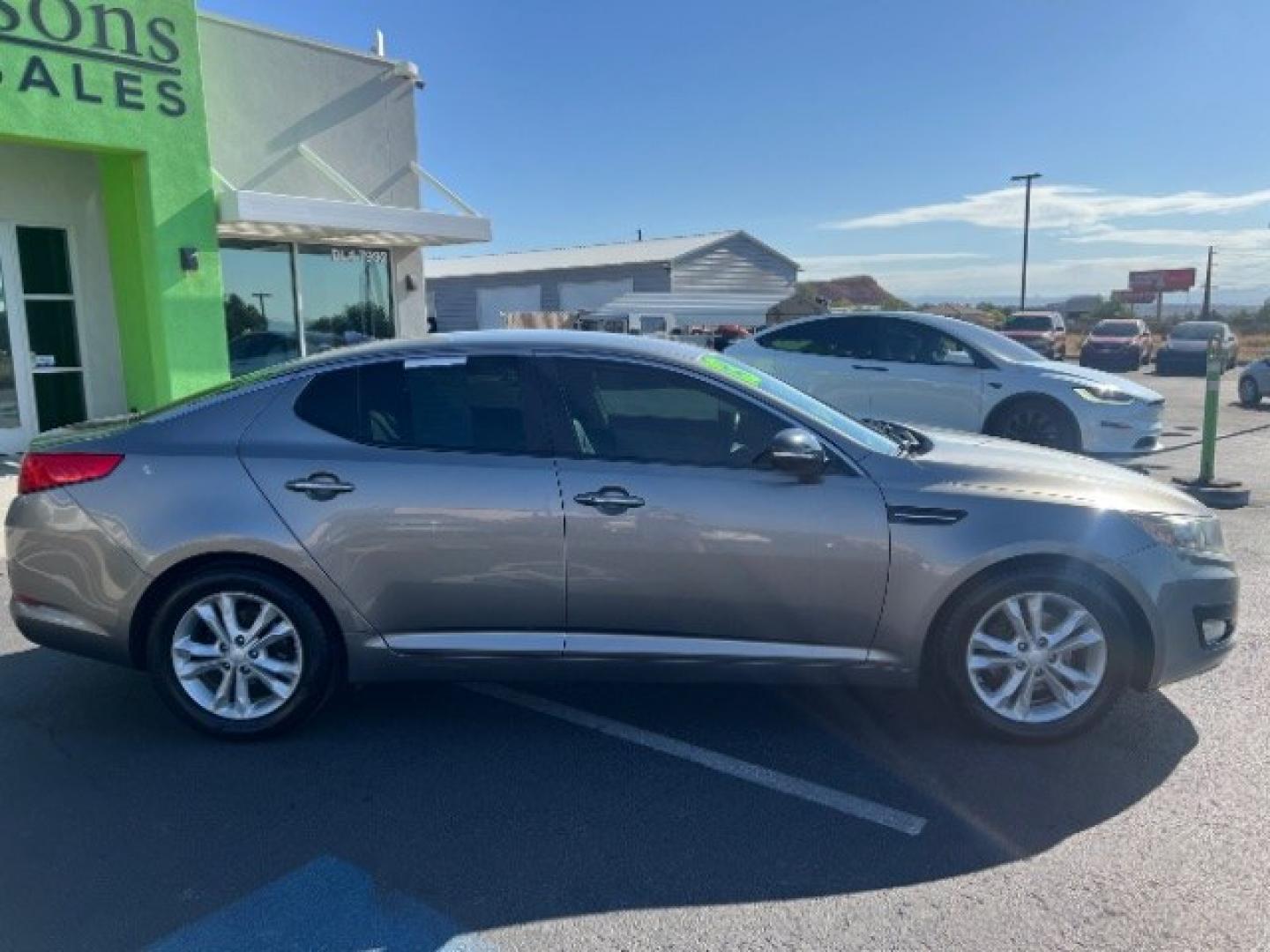 2013 Satin Metal Metallic /Beige Leather Interior Kia Optima EX (5XXGN4A72DG) with an 2.4L L4 DOHC 16V engine, 6-Speed Automatic transmission, located at 1865 East Red Hills Pkwy, St. George, 84770, (435) 628-0023, 37.120850, -113.543640- Photo#7