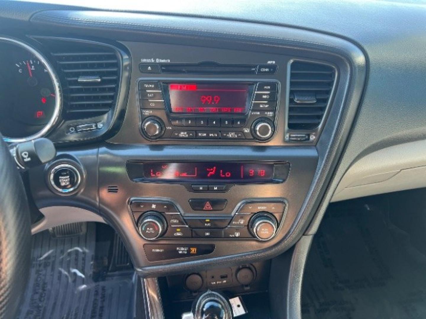 2013 Satin Metal Metallic /Beige Leather Interior Kia Optima EX (5XXGN4A72DG) with an 2.4L L4 DOHC 16V engine, 6-Speed Automatic transmission, located at 1865 East Red Hills Pkwy, St. George, 84770, (435) 628-0023, 37.120850, -113.543640- Photo#17