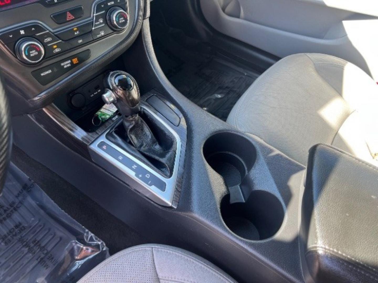 2013 Satin Metal Metallic /Beige Leather Interior Kia Optima EX (5XXGN4A72DG) with an 2.4L L4 DOHC 16V engine, 6-Speed Automatic transmission, located at 1865 East Red Hills Pkwy, St. George, 84770, (435) 628-0023, 37.120850, -113.543640- Photo#18