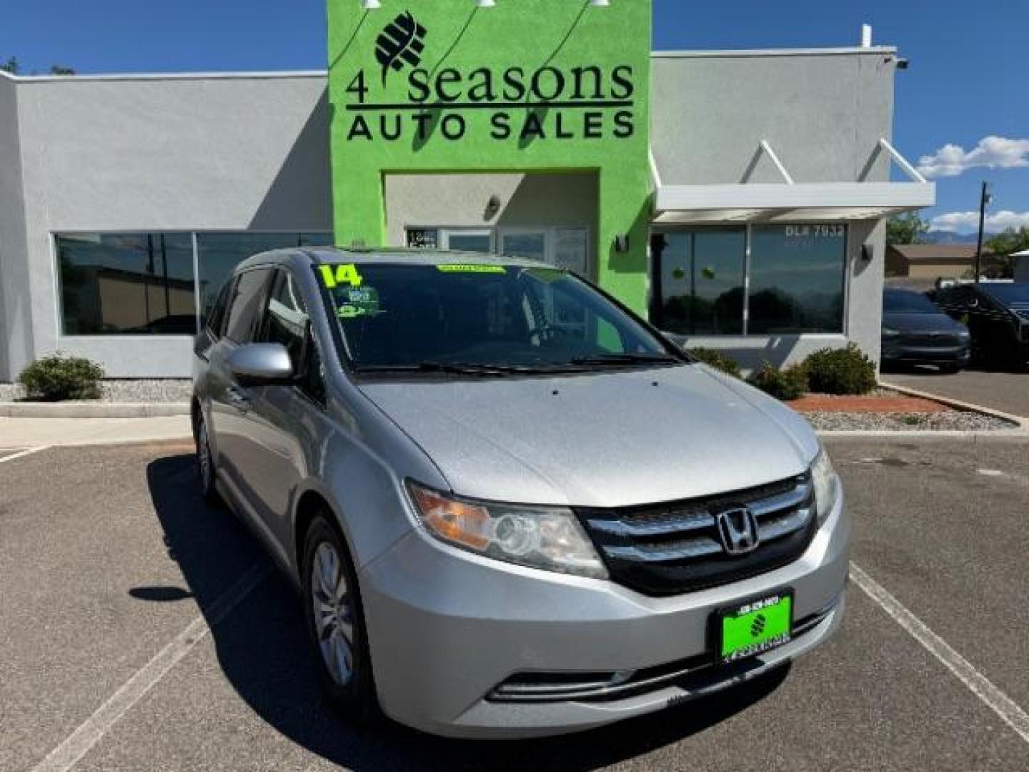 2014 Alabaster Silver Metallic /Beige Honda Odyssey EX-L (5FNRL5H62EB) with an 3.5L V6 SOHC 24V engine, 6-Speed Automatic transmission, located at 1865 East Red Hills Pkwy, St. George, 84770, (435) 628-0023, 37.120850, -113.543640 - We specialize in helping ALL people get the best financing available. No matter your credit score, good, bad or none we can get you an amazing rate. Had a bankruptcy, divorce, or repossessions? We give you the green light to get your credit back on the road. Low down and affordable payments that fit - Photo#0