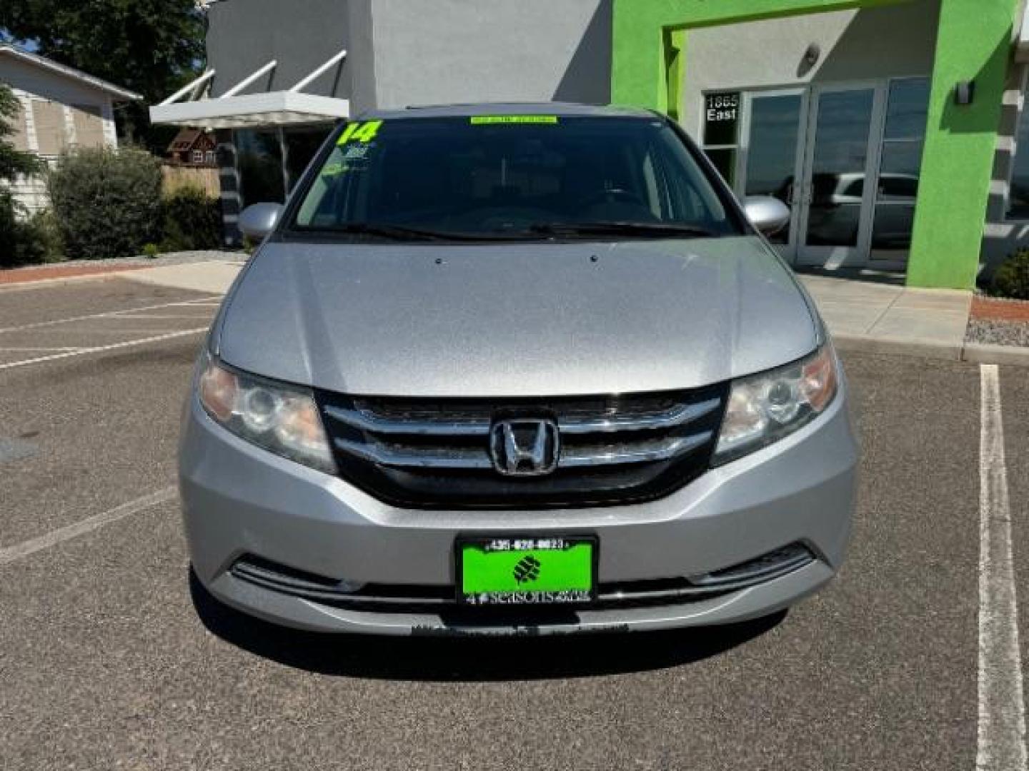 2014 Alabaster Silver Metallic /Beige Honda Odyssey EX-L (5FNRL5H62EB) with an 3.5L V6 SOHC 24V engine, 6-Speed Automatic transmission, located at 1865 East Red Hills Pkwy, St. George, 84770, (435) 628-0023, 37.120850, -113.543640 - We specialize in helping ALL people get the best financing available. No matter your credit score, good, bad or none we can get you an amazing rate. Had a bankruptcy, divorce, or repossessions? We give you the green light to get your credit back on the road. Low down and affordable payments that fit - Photo#1