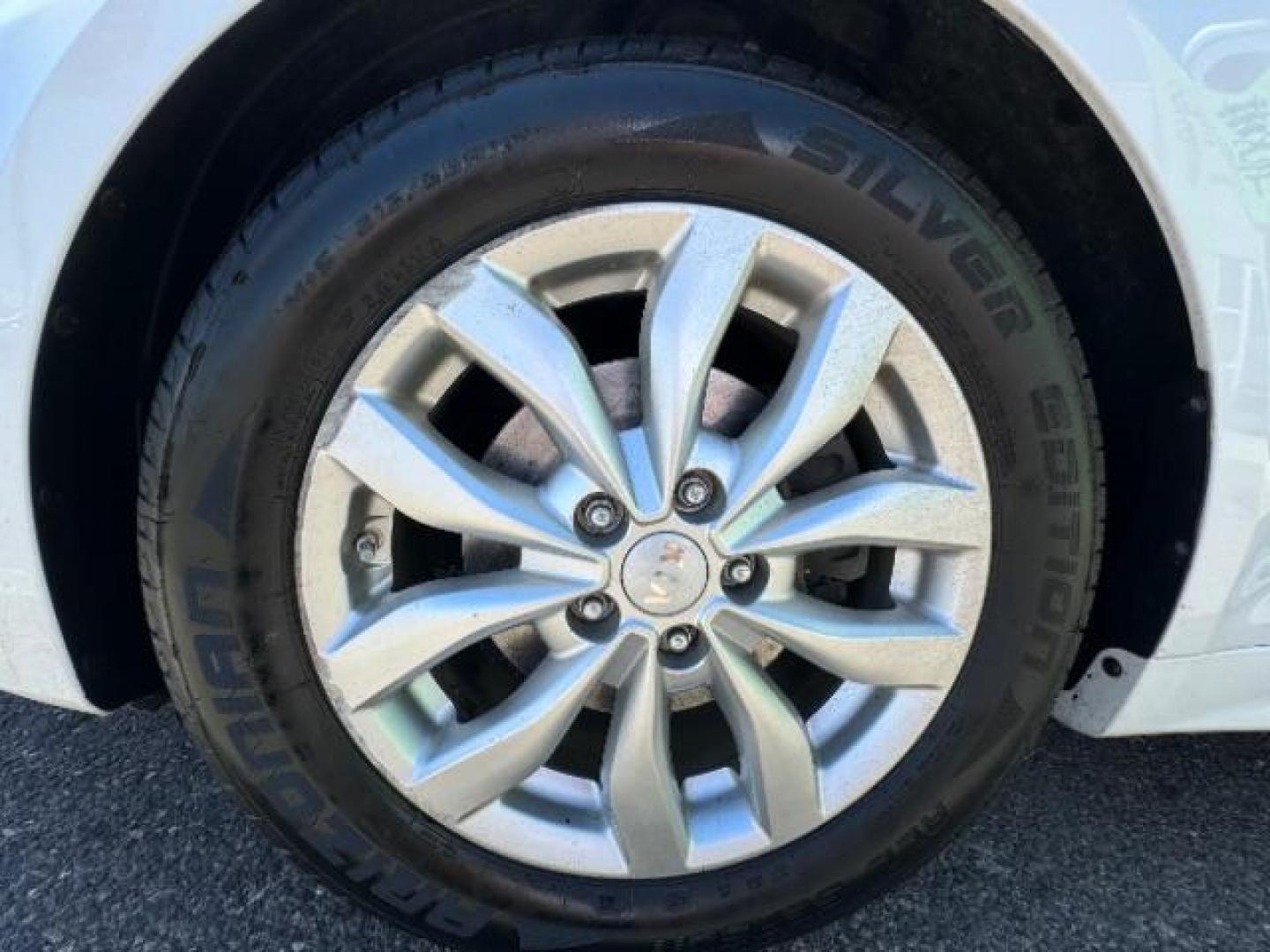 2015 Snow White Pearl /Black Interior Kia Optima EX (5XXGN4A79FG) with an 2.4L L4 DOHC 16V engine, 6-Speed Automatic transmission, located at 940 North Main Street, Cedar City, UT, 84720, (435) 628-0023, 37.692936, -113.061897 - We specialize in helping ALL people get the best financing available. No matter your credit score, good, bad or none we can get you an amazing rate. Had a bankruptcy, divorce, or repossessions? We give you the green light to get your credit back on the road. Low down and affordable payments that fit - Photo#11