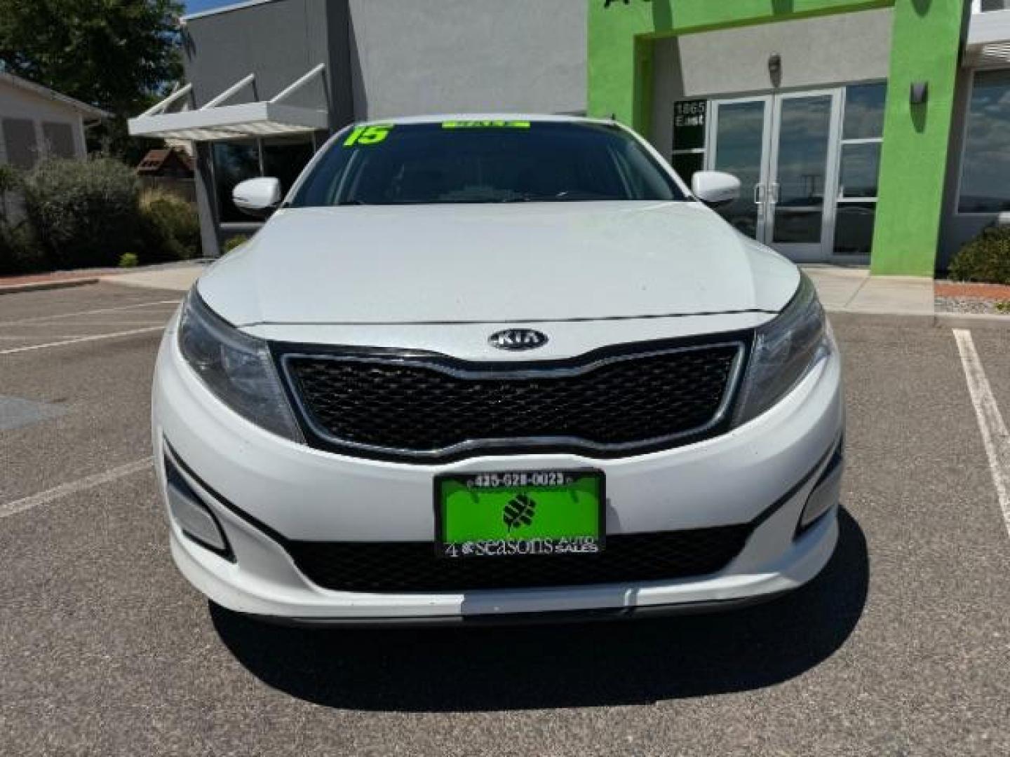 2015 Snow White Pearl /Black Interior Kia Optima EX (5XXGN4A79FG) with an 2.4L L4 DOHC 16V engine, 6-Speed Automatic transmission, located at 940 North Main Street, Cedar City, UT, 84720, (435) 628-0023, 37.692936, -113.061897 - We specialize in helping ALL people get the best financing available. No matter your credit score, good, bad or none we can get you an amazing rate. Had a bankruptcy, divorce, or repossessions? We give you the green light to get your credit back on the road. Low down and affordable payments that fit - Photo#1
