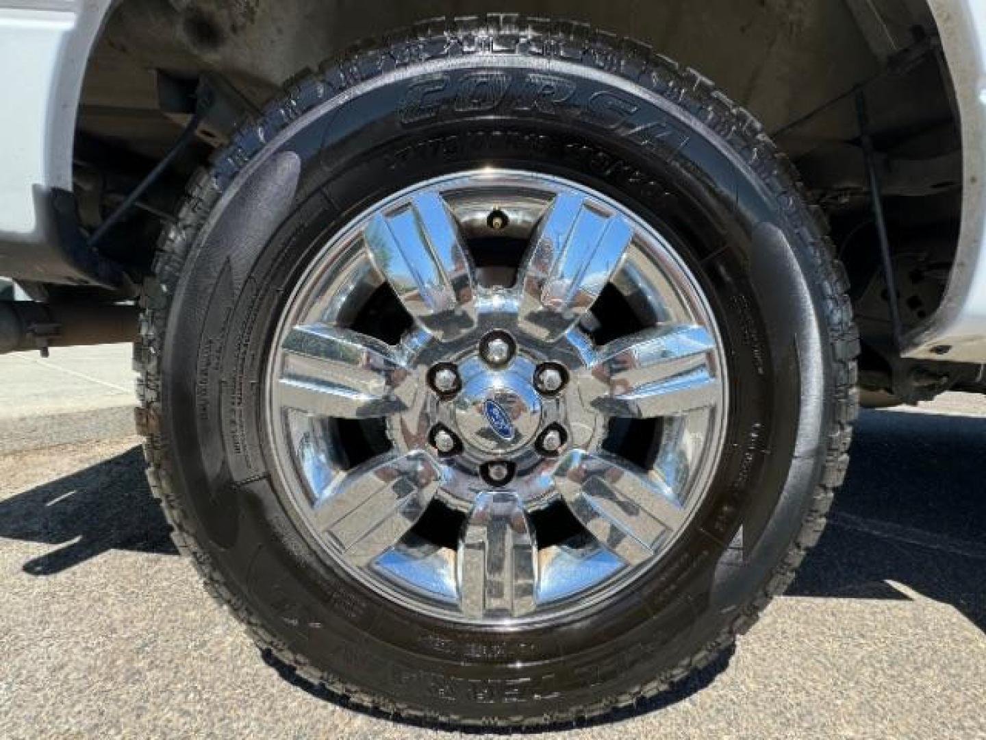 2011 Oxford White /Steel Gray Cloth Interior Ford F-150 XLT SuperCrew 5.5-ft. Bed 2WD (1FTFW1CF0BF) with an 5.0L V8 engine, 6-Speed Automatic transmission, located at 940 North Main Street, Cedar City, UT, 84720, (435) 628-0023, 37.692936, -113.061897 - We specialize in helping ALL people get the best financing available. No matter your credit score, good, bad or none we can get you an amazing rate. Had a bankruptcy, divorce, or repossessions? We give you the green light to get your credit back on the road. Low down and affordable payments that fit - Photo#9