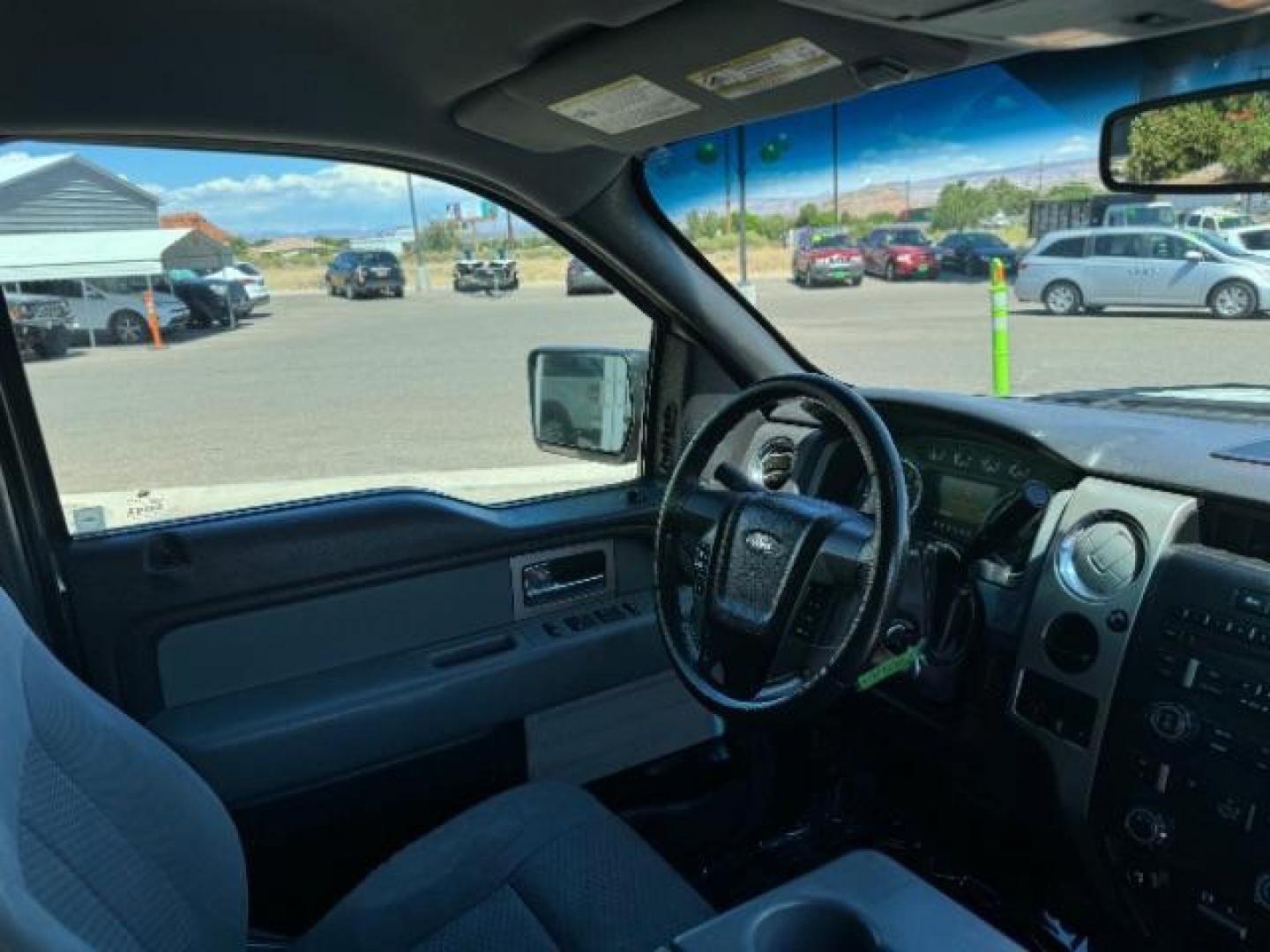 2011 Oxford White /Steel Gray Cloth Interior Ford F-150 XLT SuperCrew 5.5-ft. Bed 2WD (1FTFW1CF0BF) with an 5.0L V8 engine, 6-Speed Automatic transmission, located at 940 North Main Street, Cedar City, UT, 84720, (435) 628-0023, 37.692936, -113.061897 - We specialize in helping ALL people get the best financing available. No matter your credit score, good, bad or none we can get you an amazing rate. Had a bankruptcy, divorce, or repossessions? We give you the green light to get your credit back on the road. Low down and affordable payments that fit - Photo#33