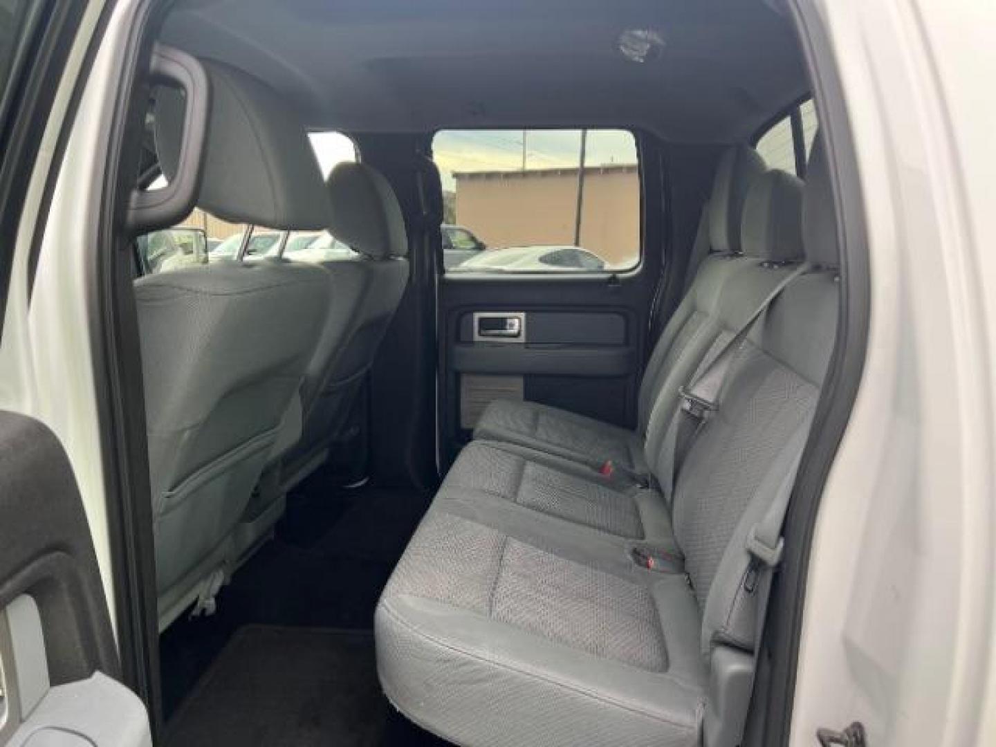 2011 Oxford White /Black Cloth Interior Ford F-150 FX2 SuperCrew 5.5-ft. Bed 2WD (1FTFW1CF0BF) with an 5.0L V8 engine, 6-Speed Automatic transmission, located at 1865 East Red Hills Pkwy, St. George, 84770, (435) 628-0023, 37.120850, -113.543640 - We specialize in helping ALL people get the best financing available. No matter your credit score, good, bad or none we can get you an amazing rate. Had a bankruptcy, divorce, or repossessions? We give you the green light to get your credit back on the road. Low down and affordable payments that fit - Photo#20