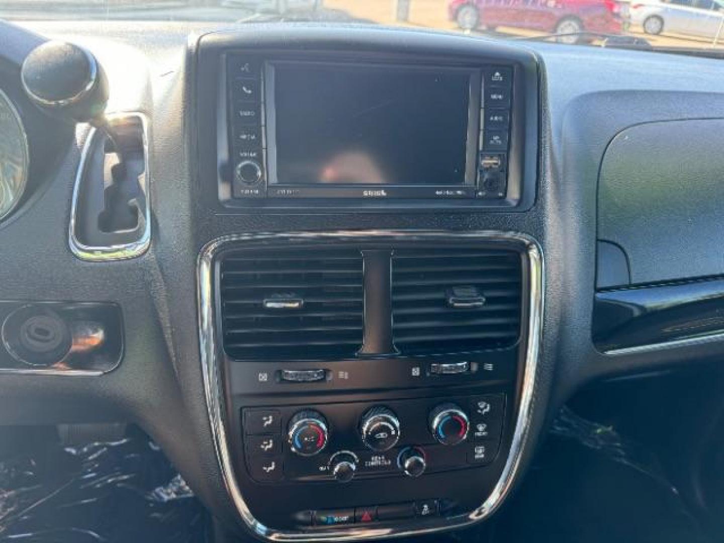 2018 Billet Clear Coat /Black/Light Graystone, cloth Dodge Grand Caravan SE (2C4RDGBG9JR) with an 3.6L V6 DOHC 24V engine, 6-Speed Automatic transmission, located at 940 North Main Street, Cedar City, UT, 84720, (435) 628-0023, 37.692936, -113.061897 - We specialize in helping ALL people get the best financing available. No matter your credit score, good, bad or none we can get you an amazing rate. Had a bankruptcy, divorce, or repossessions? We give you the green light to get your credit back on the road. Low down and affordable payments that fit - Photo#16