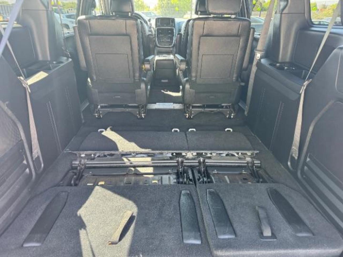 2018 White /Black Interior Dodge Grand Caravan GT (2C4RDGEG1JR) with an 3.6L V6 DOHC 24V engine, 6-Speed Automatic transmission, located at 940 North Main Street, Cedar City, UT, 84720, (435) 628-0023, 37.692936, -113.061897 - We specialize in helping ALL people get the best financing available. No matter your credit score, good, bad or none we can get you an amazing rate. Had a bankruptcy, divorce, or repossessions? We give you the green light to get your credit back on the road. Low down and affordable payments that fit - Photo#25