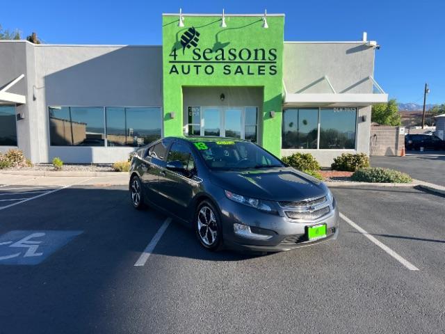 2013 Gray /Black Interior Chevrolet Volt Premium w/ Navigation and LEP (1G1RH6E41DU) with an 1.4L L4 DOHC 16V PLU engine, Continuously Variable Transmission transmission, located at 940 North Main Street, Cedar City, UT, 84720, (435) 628-0023, 37.692936, -113.061897 - We specialize in helping ALL people get the best financing available. No matter your credit score, good, bad or none we can get you an amazing rate. Had a bankruptcy, divorce, or repossessions? We give you the green light to get your credit back on the road. Low down and affordable payments that fit - Photo#0
