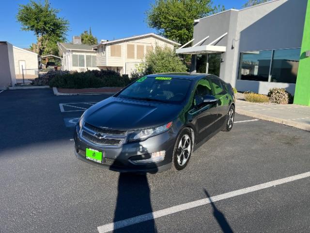 2013 Gray /Black Interior Chevrolet Volt Premium w/ Navigation and LEP (1G1RH6E41DU) with an 1.4L L4 DOHC 16V PLU engine, Continuously Variable Transmission transmission, located at 940 North Main Street, Cedar City, UT, 84720, (435) 628-0023, 37.692936, -113.061897 - We specialize in helping ALL people get the best financing available. No matter your credit score, good, bad or none we can get you an amazing rate. Had a bankruptcy, divorce, or repossessions? We give you the green light to get your credit back on the road. Low down and affordable payments that fit - Photo#2