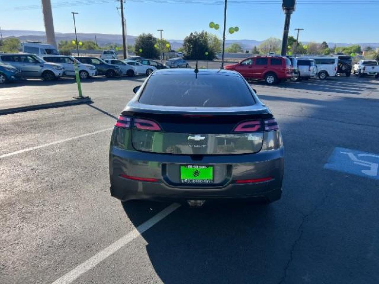 2013 Gray /Black Interior Chevrolet Volt Premium w/ Navigation and LEP (1G1RH6E41DU) with an 1.4L L4 DOHC 16V PLU engine, Continuously Variable Transmission transmission, located at 940 North Main Street, Cedar City, UT, 84720, (435) 628-0023, 37.692936, -113.061897 - Photo#5