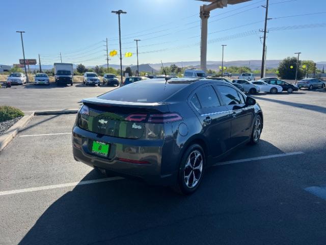 2013 Gray /Black Interior Chevrolet Volt Premium w/ Navigation and LEP (1G1RH6E41DU) with an 1.4L L4 DOHC 16V PLU engine, Continuously Variable Transmission transmission, located at 940 North Main Street, Cedar City, UT, 84720, (435) 628-0023, 37.692936, -113.061897 - We specialize in helping ALL people get the best financing available. No matter your credit score, good, bad or none we can get you an amazing rate. Had a bankruptcy, divorce, or repossessions? We give you the green light to get your credit back on the road. Low down and affordable payments that fit - Photo#6