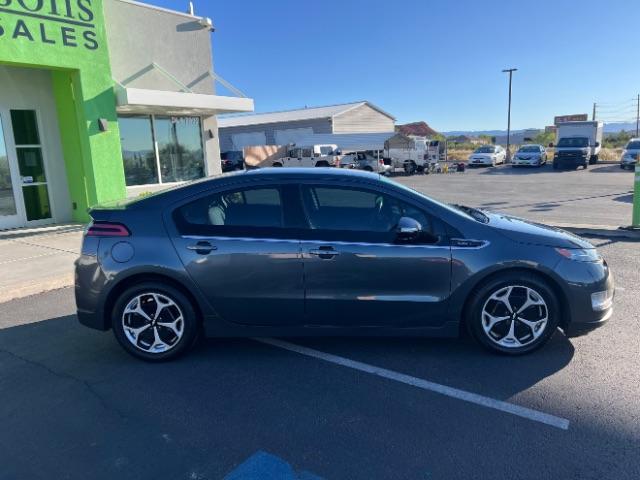 2013 Gray /Black Interior Chevrolet Volt Premium w/ Navigation and LEP (1G1RH6E41DU) with an 1.4L L4 DOHC 16V PLU engine, Continuously Variable Transmission transmission, located at 940 North Main Street, Cedar City, UT, 84720, (435) 628-0023, 37.692936, -113.061897 - We specialize in helping ALL people get the best financing available. No matter your credit score, good, bad or none we can get you an amazing rate. Had a bankruptcy, divorce, or repossessions? We give you the green light to get your credit back on the road. Low down and affordable payments that fit - Photo#7