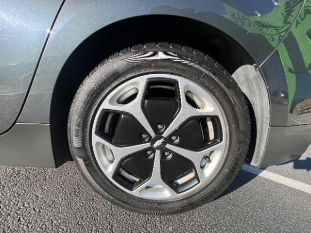 2013 Gray /Black Interior Chevrolet Volt Premium w/ Navigation and LEP (1G1RH6E41DU) with an 1.4L L4 DOHC 16V PLU engine, Continuously Variable Transmission transmission, located at 940 North Main Street, Cedar City, UT, 84720, (435) 628-0023, 37.692936, -113.061897 - We specialize in helping ALL people get the best financing available. No matter your credit score, good, bad or none we can get you an amazing rate. Had a bankruptcy, divorce, or repossessions? We give you the green light to get your credit back on the road. Low down and affordable payments that fit - Photo#11