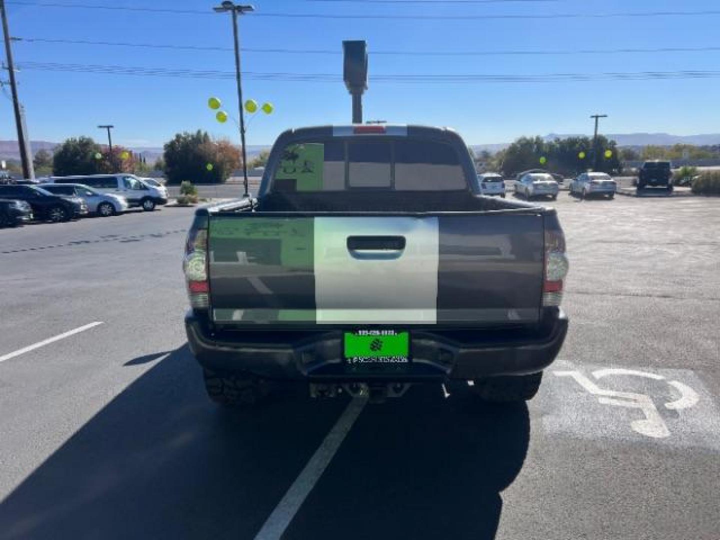 2009 Black Sand Pearl /Graphite Cloth Inter Toyota Tacoma PreRunner Double Cab (3TMJU62N99M) with an 4.0L V6 DOHC 24V engine, 5-Speed Automatic transmission, located at 1865 East Red Hills Pkwy, St. George, 84770, (435) 628-0023, 37.120850, -113.543640 - We specialize in helping ALL people get the best financing available. No matter your credit score, good, bad or none we can get you an amazing rate. Had a bankruptcy, divorce, or repossessions? We give you the green light to get your credit back on the road. Low down and affordable payments that fit - Photo#5