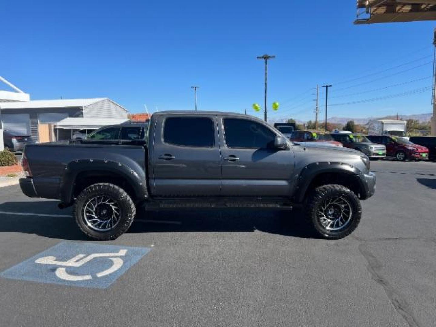 2009 Black Sand Pearl /Graphite Cloth Inter Toyota Tacoma PreRunner Double Cab (3TMJU62N99M) with an 4.0L V6 DOHC 24V engine, 5-Speed Automatic transmission, located at 1865 East Red Hills Pkwy, St. George, 84770, (435) 628-0023, 37.120850, -113.543640 - We specialize in helping ALL people get the best financing available. No matter your credit score, good, bad or none we can get you an amazing rate. Had a bankruptcy, divorce, or repossessions? We give you the green light to get your credit back on the road. Low down and affordable payments that fit - Photo#7
