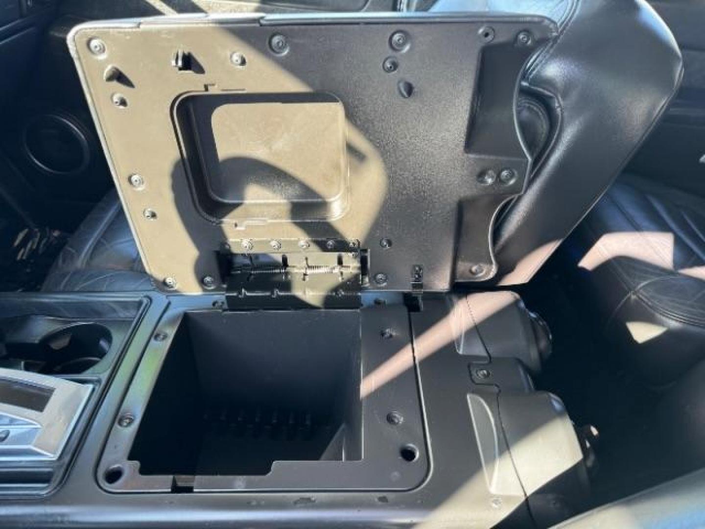 2005 Black /Ebony Leather Interior Hummer H2 SUV (5GRGN23U25H) with an 6.0L V8 OHV 16V engine, 4-Speed Automatic transmission, located at 1865 East Red Hills Pkwy, St. George, 84770, (435) 628-0023, 37.120850, -113.543640 - Photo#22
