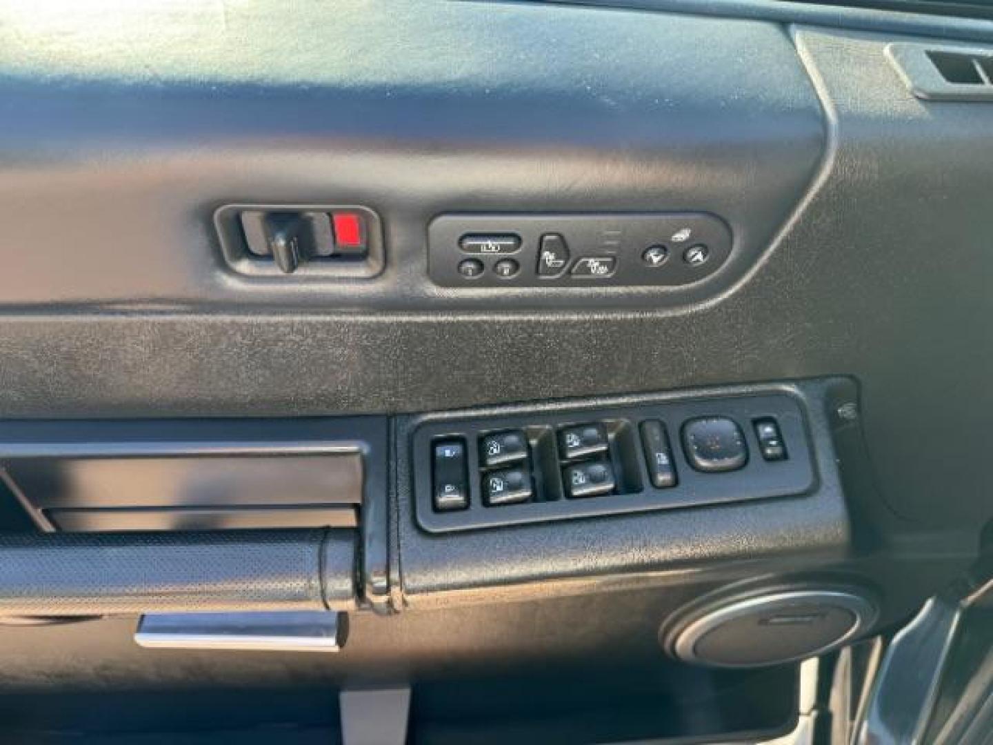 2005 Black /Ebony Leather Interior Hummer H2 SUV (5GRGN23U25H) with an 6.0L V8 OHV 16V engine, 4-Speed Automatic transmission, located at 1865 East Red Hills Pkwy, St. George, 84770, (435) 628-0023, 37.120850, -113.543640 - Photo#13