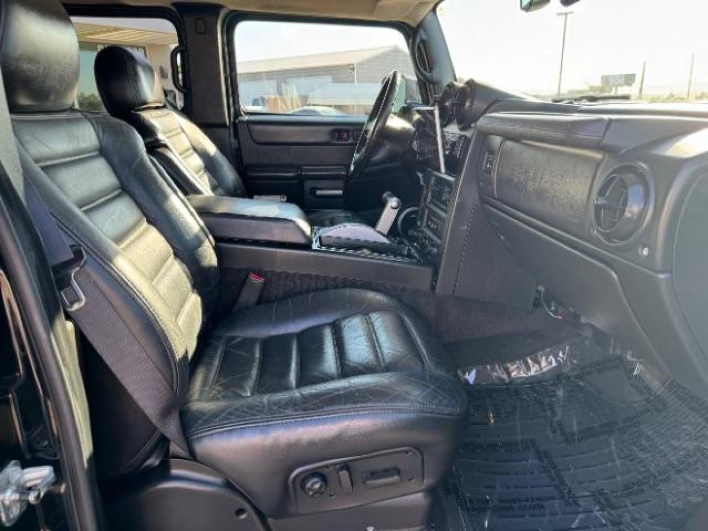 2005 Black /Ebony Leather Interior Hummer H2 SUV (5GRGN23U25H) with an 6.0L V8 OHV 16V engine, 4-Speed Automatic transmission, located at 1865 East Red Hills Pkwy, St. George, 84770, (435) 628-0023, 37.120850, -113.543640 - Photo#36