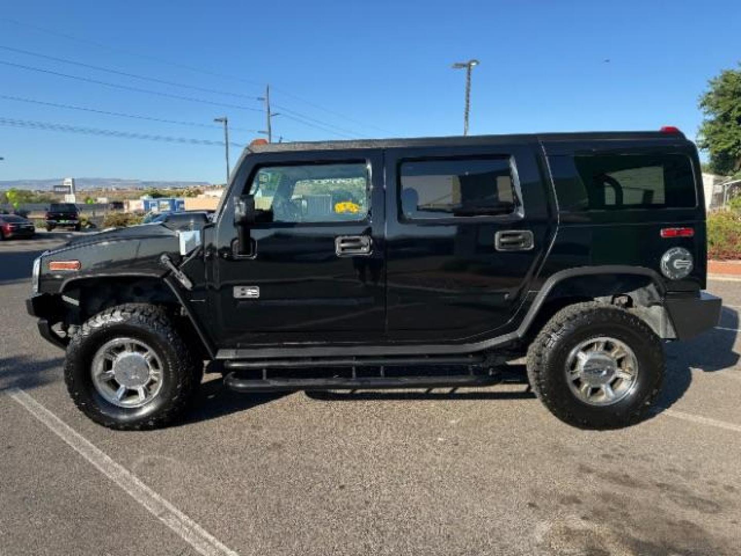 2005 Black /Ebony Leather Interior Hummer H2 SUV (5GRGN23U25H) with an 6.0L V8 OHV 16V engine, 4-Speed Automatic transmission, located at 1865 East Red Hills Pkwy, St. George, 84770, (435) 628-0023, 37.120850, -113.543640 - Photo#3